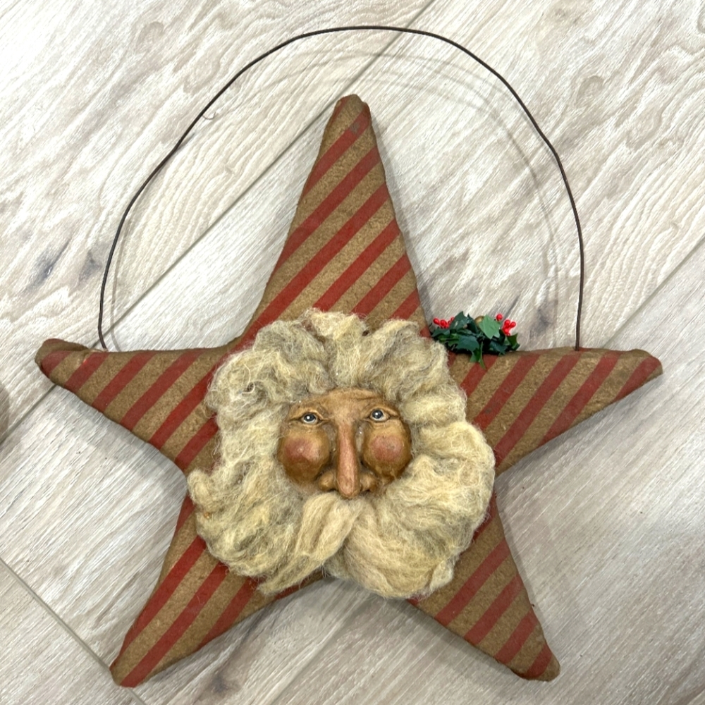 ⭐Host Pick⭐ Christmas Santa Star